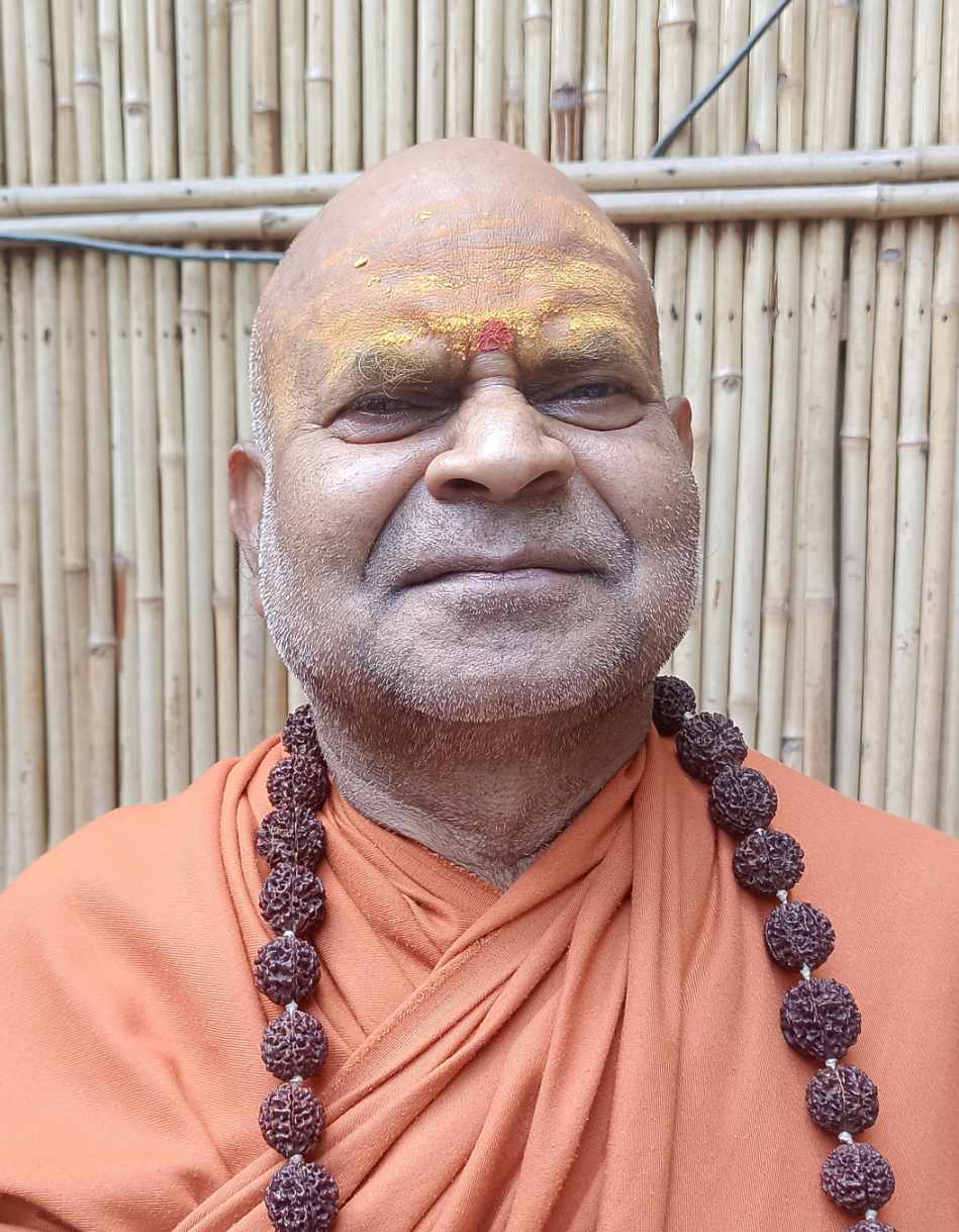 स्वामी कार्ष्णि स्वरूपानन्द जी महाराज 